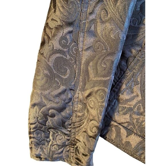 Chicos women’s brown paisley, print, embossed, short denim style jacket, size 0 - Picture 3 of 4